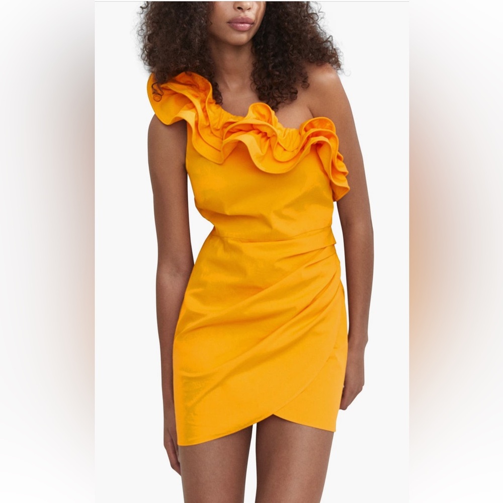 🥭 MANGO 🥭 Mini ruffle dress